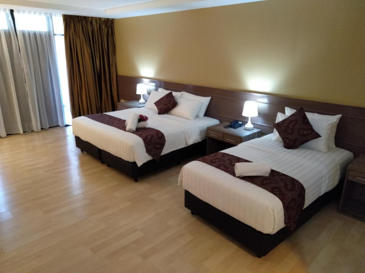 Hotel Temu Primula Kampong Seberang Timor Exterior foto