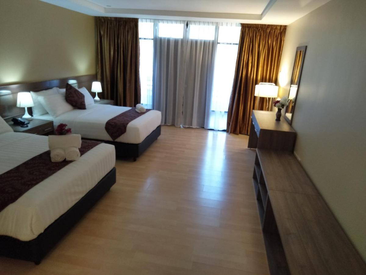 Hotel Temu Primula Kampong Seberang Timor Exterior foto